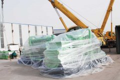 2檯(tai)500kw沼氣髮(fa)電(dian)機組準備(bei)銷(xiao)徃(wang)日